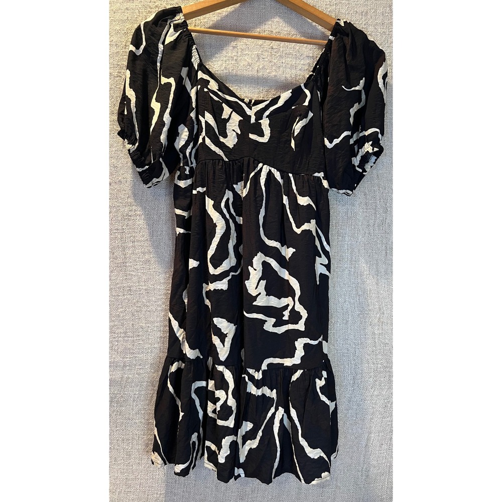 Nine West Black White Abstract Print Puff Sleeve Smocked Mini Dress Womens Small
